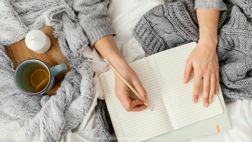 Glaubenssätze erkennen und verändern_Praxis für Coaching und Psychotherapie Köln_Sandra HIlberath Entdecke, wie Glaubenssätze entstehen, dein Leben beeinflussen – und wie du sie Schritt für Schritt verändern kannst. Mit 5 einfachen Tipps zur Umsetzung im Alltag!