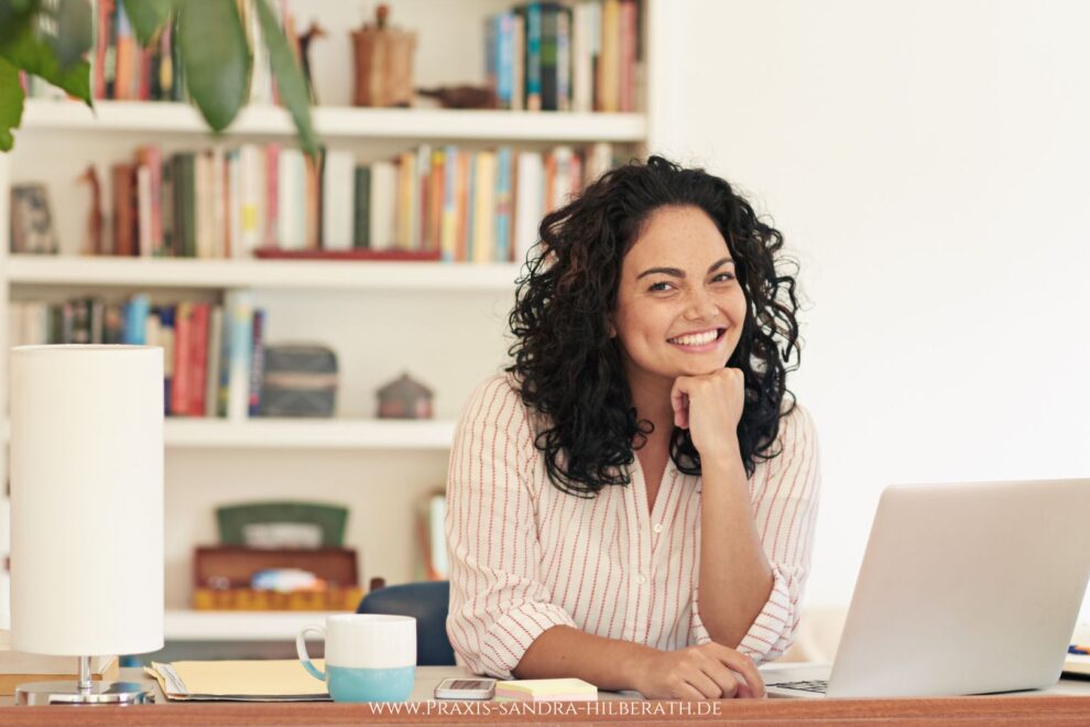 Du musst nicht perfekt sein – du darfst Fehler machen! In diesem Artikel erfährst du, warum Fehler wichtig sind und wie du liebevoller mit dir selbst umgehst. Mit 3 praktischen Tipps zur direkten Umsetzung!