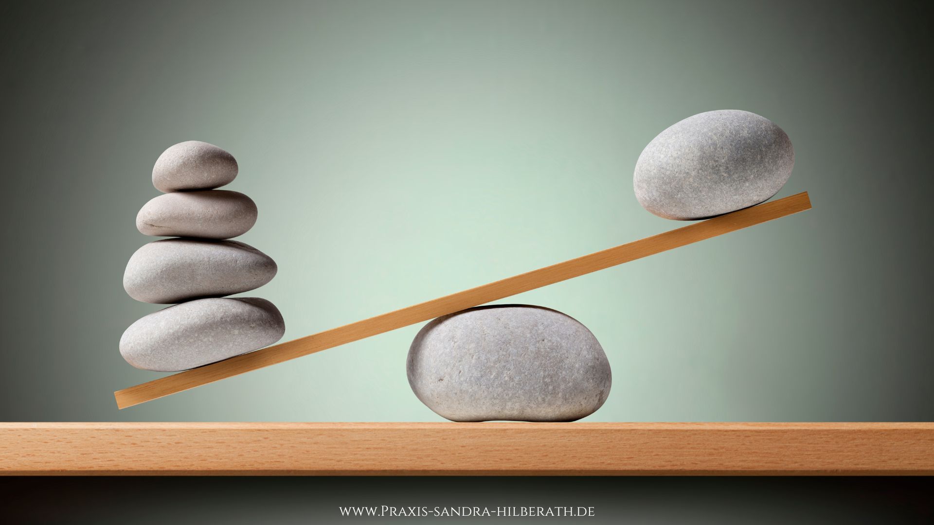 Erfahre, was ein dysreguliertes Nervensystem ausmacht – und wie du mit 3 sanften Übungen zu Ruhe, Stabilität und innerer Balance findest.