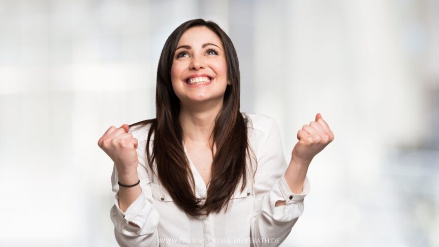 Warum Silvester-Vorsätze oft scheitern und wie Veränderung entstehen kann, die wirklich bleibt. Sanft, alltagstauglich und ohne Druck.