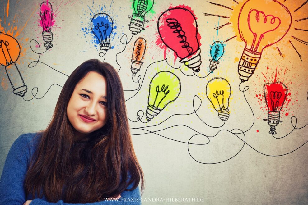 Warum innere Bilder oft wirksamer sind als große Ziele. Erfahre, wie Visualisierung in der Psychotherapie sanfte, nachhaltige Veränderung ermöglicht.