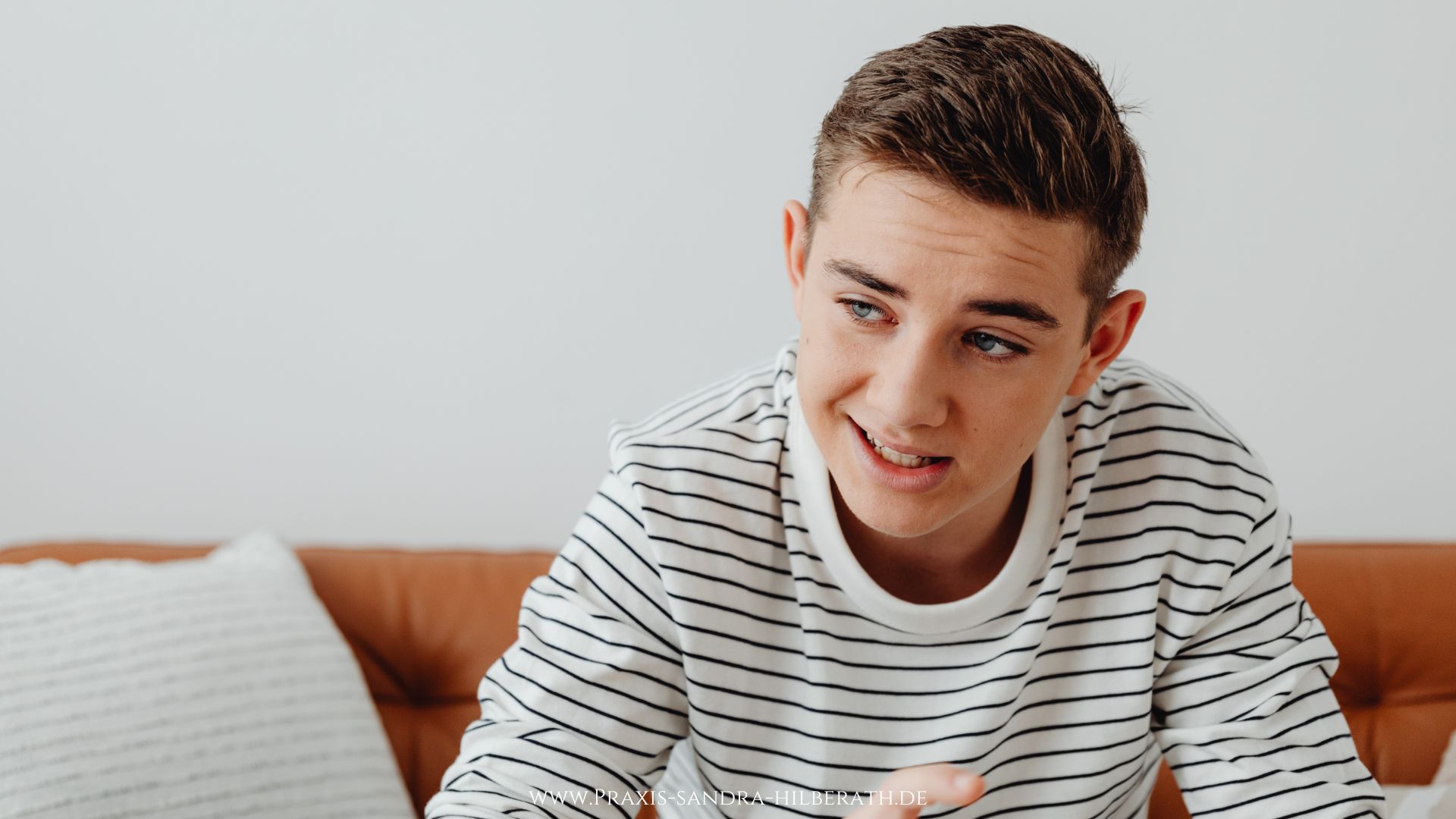 Psychotherapie Kinder mit Ängsten_Köln_Praxis Sandra Hilberath_2 Wie läuft Kindertherapie bei Ängsten ab? Erfahre, wie ich mit Hypnose, EMDR, Anteilearbeit und praktischen Übungen Kinder ab 10 Jahren begleite.