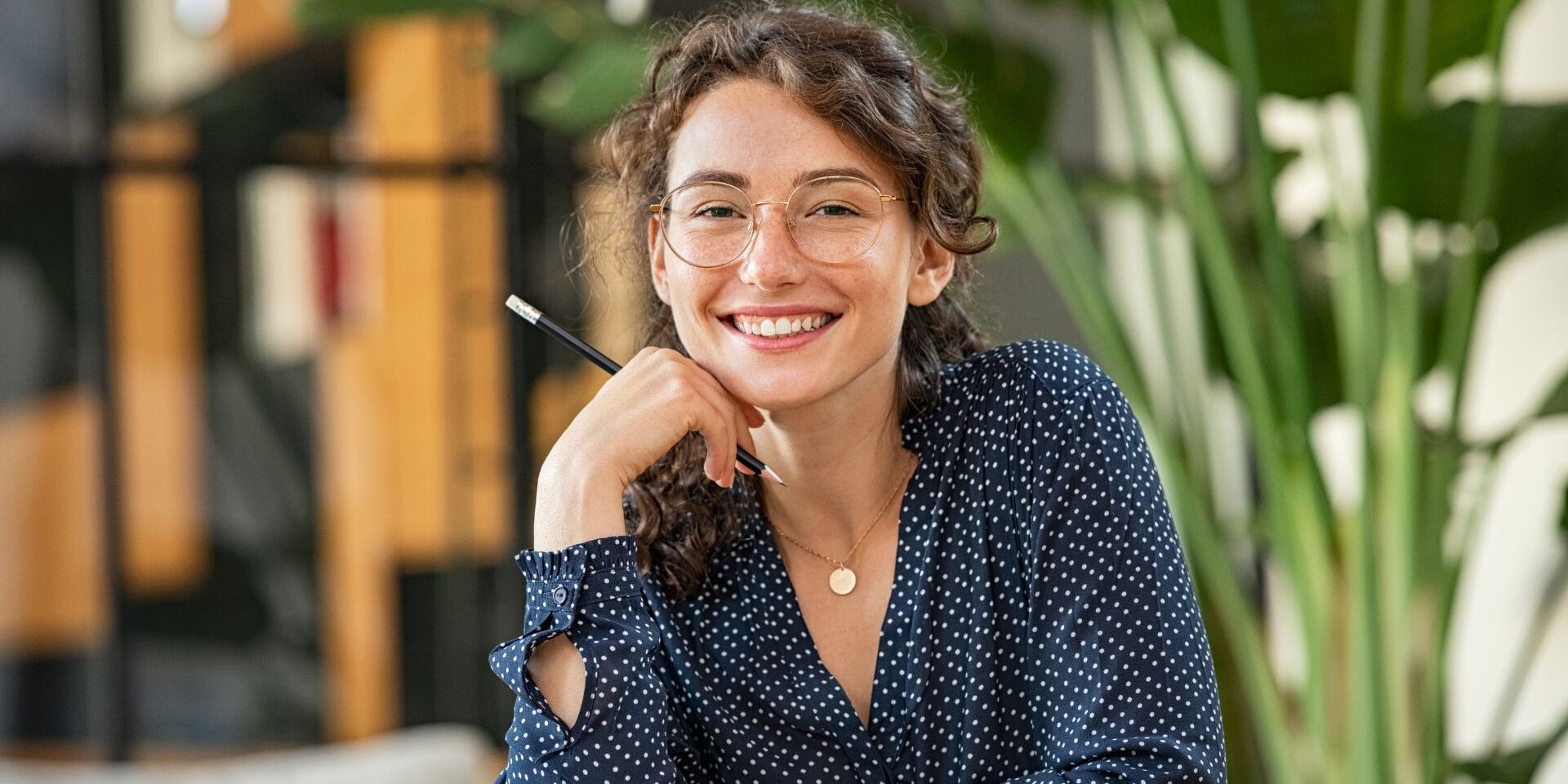 Kritik verstehen_Selbstwert stärken_Praxis für Psychotherapie Sandra Hilberath_3 Warum Kritik dich so verunsichert: Verstehe dein Nervensystem, alte Muster und deinen Selbstwert – und lerne, gelassener zu reagieren.